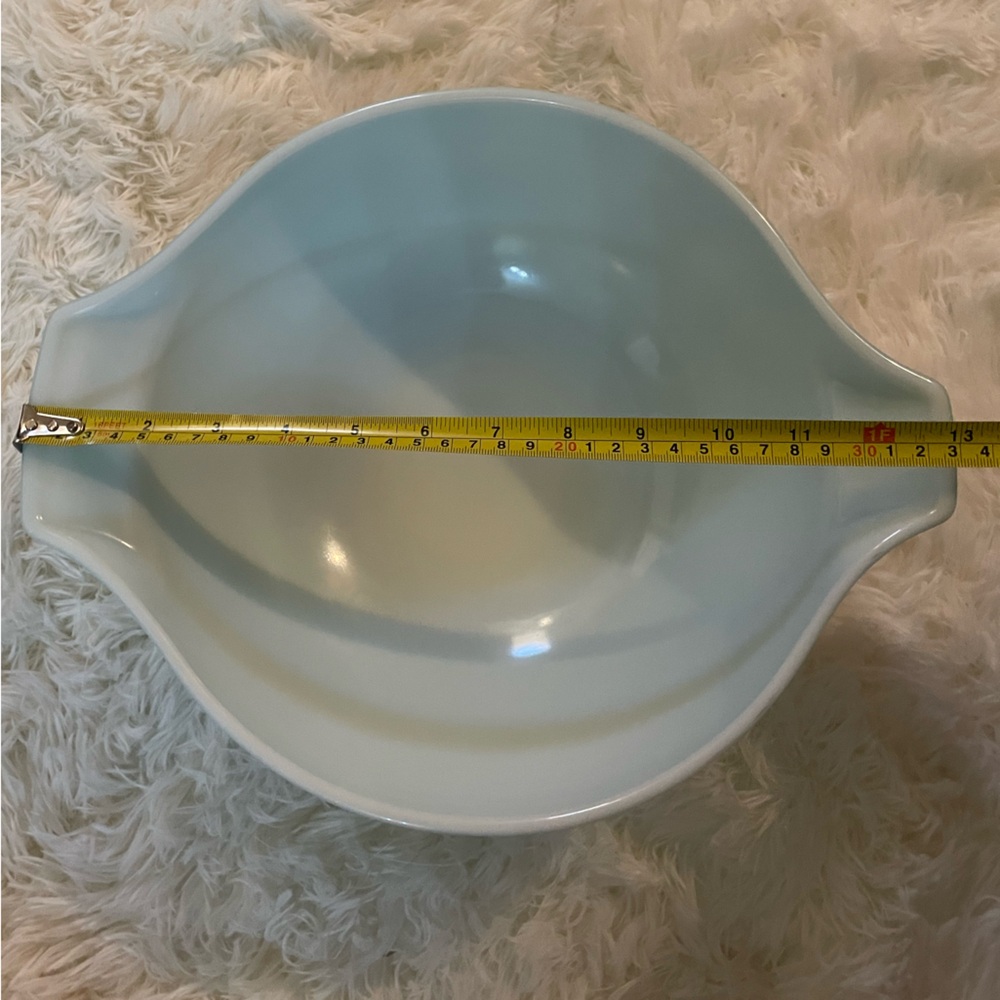 Vintage Pyrex Amish Butterprint Turquoise Cinderella Bowl 444 4QT Gorgeous! - Picture 8 of 10